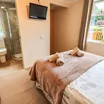 Дом отдыха Robin's Nest